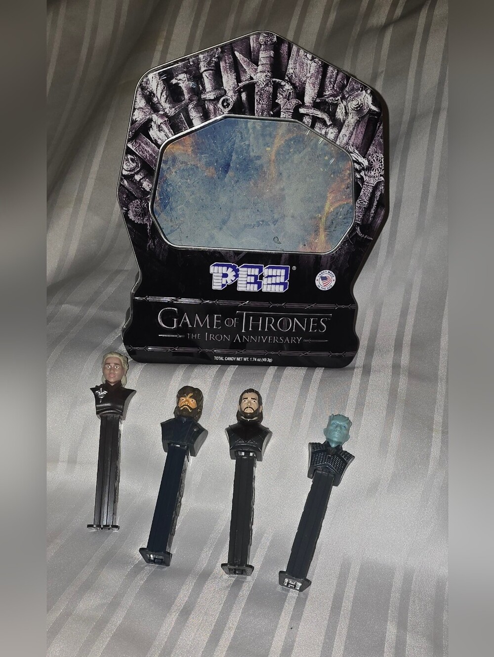 Game of Thrones PEZ Collectible Tin + Four Dispensers No Candy Open Box